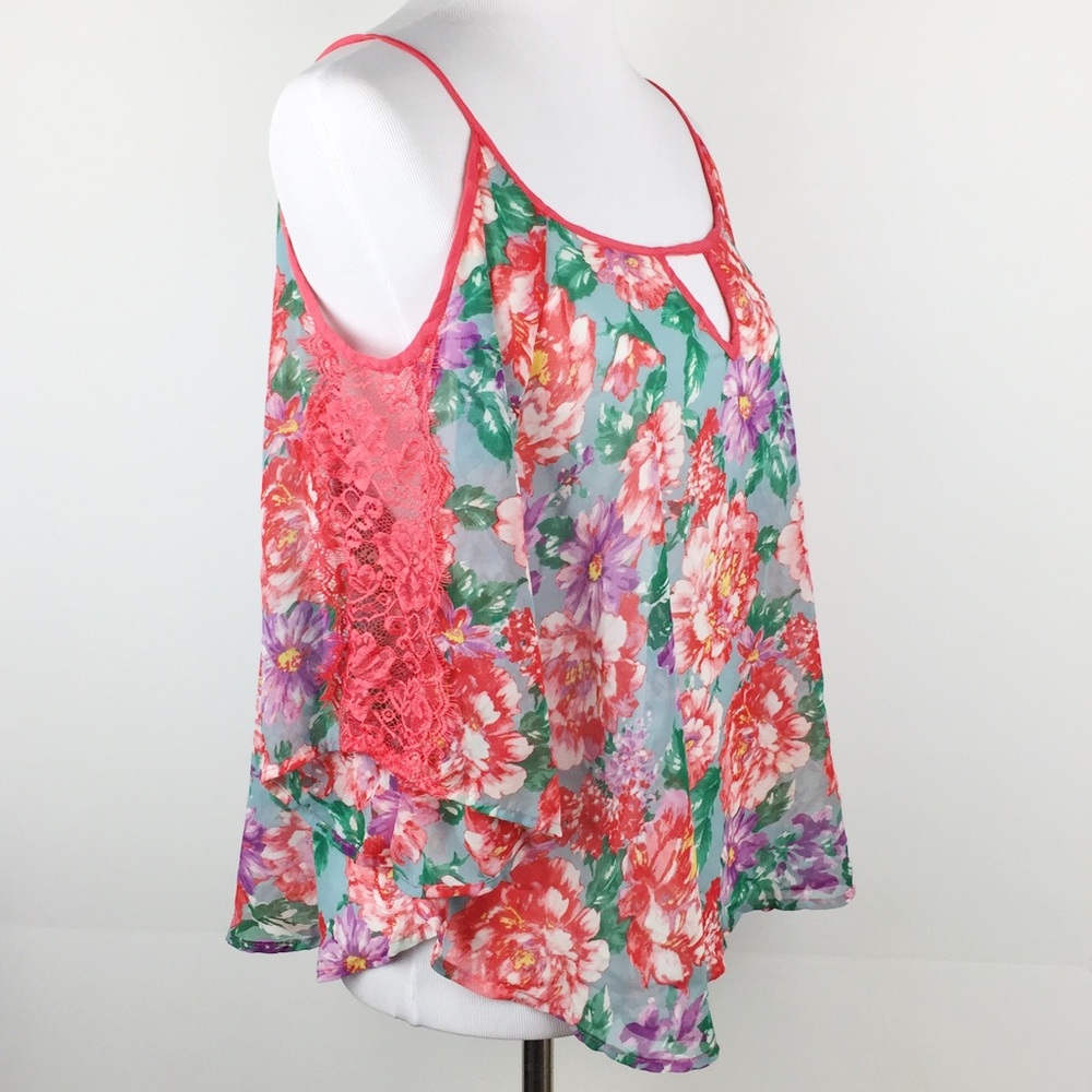 Floral & Lace Cold Shoulder Blouse
